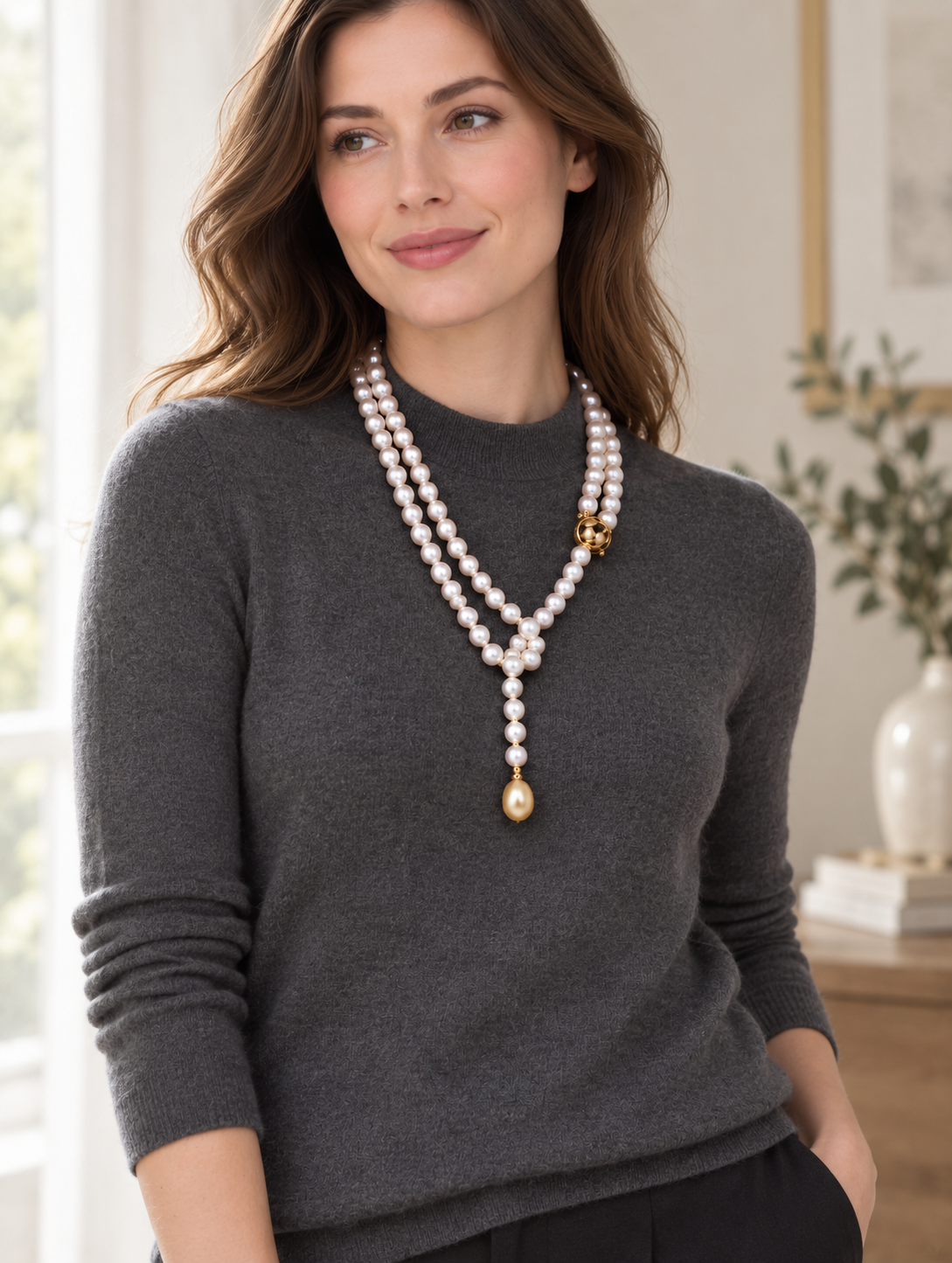 High Luster White pearls 8–9 mm; Golden South Sea terminal pearl 11–12 mm Cultured Freshwater Pearl with Golden South Sea Pearl terminal necklace at realistic wearing scale